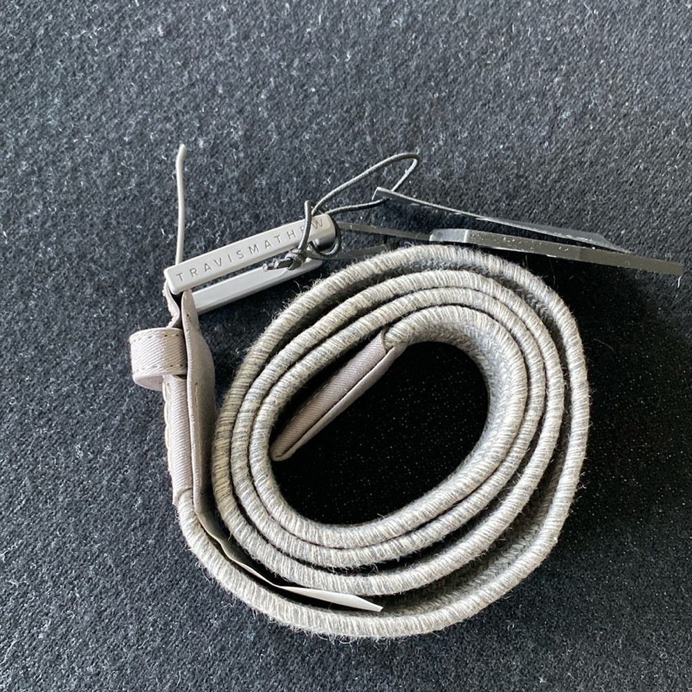 Travis Mathew men’s golf belt size large (35-37) color heather gray